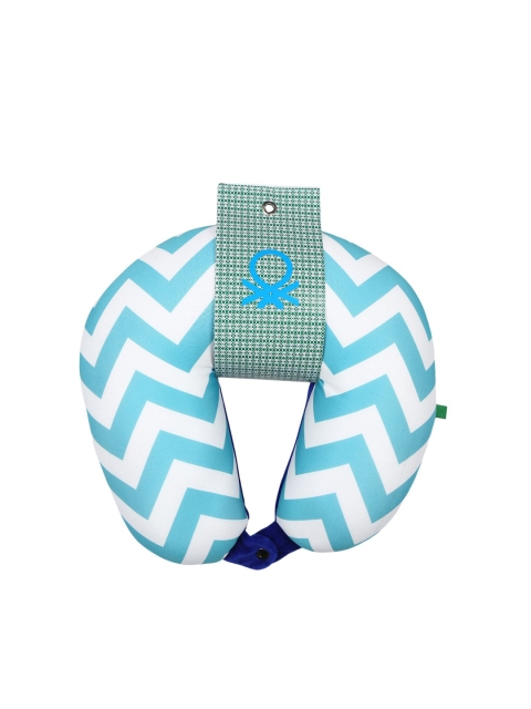 

United Colors of Benetton Unisex Blue & White Printed Neck Pillow
