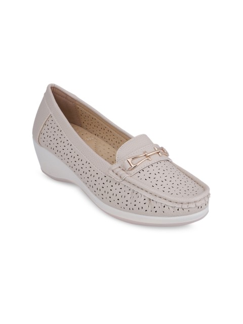 

pelle albero Women Beige Laser Cut Pumps