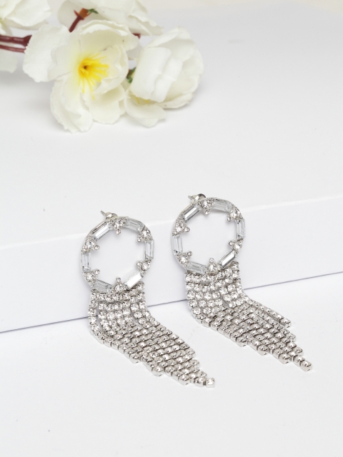 

AVANT-GARDE PARIS Women Silver-Toned Feather Shaped Drop Earrings