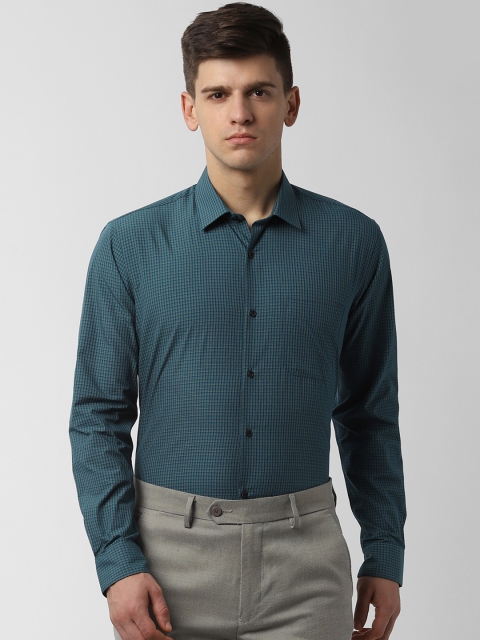

Peter England Men Green Regular Fit Checked Formal Shirt