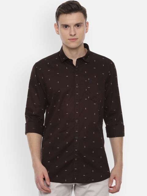 

Solly Jeans Co. Men Brown Regular Fit Printed Casual Shirt