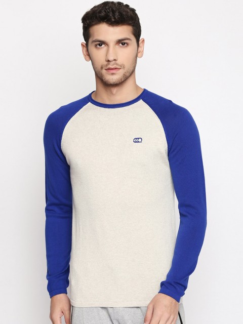 

Ajile by Pantaloons Men Blue & Off-White Solid Sweater