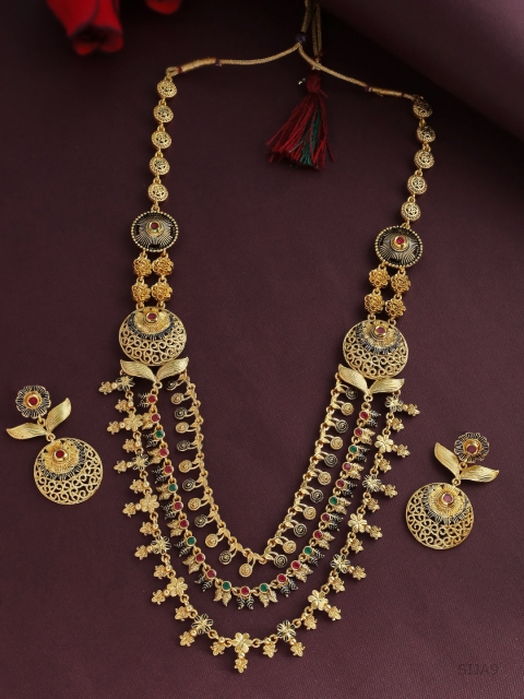 

Voylla Women Gold-Toned Jewellery Set