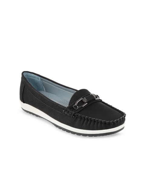 

Metro Women Black Solid Pumps