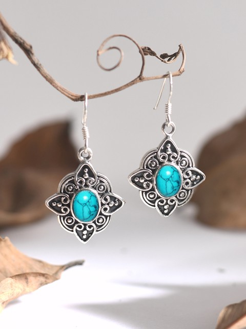 

Silverholic Women Silver-Toned & Green Sterling Silver Handcrafted Floral Drop Earrings
