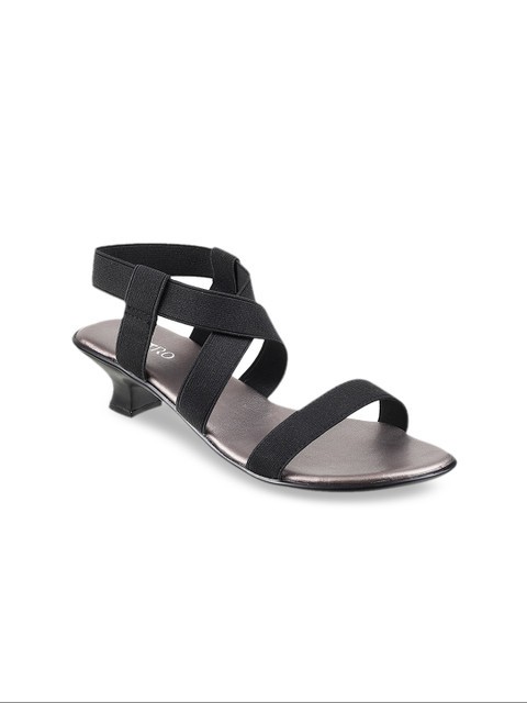 

Metro Women Black Solid Sandals