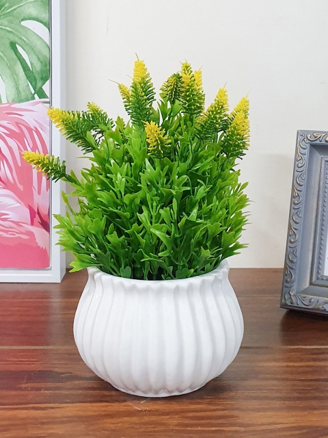 

Art Street Unisex White Artificial Flowers and Plants