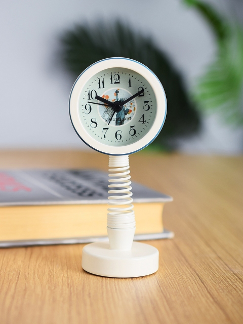 

Archies White Round Textured Analogue Alarm Clock 11 cm x 5 cm