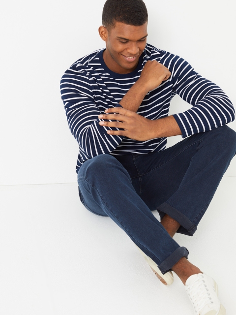 

Marks & Spencer Men Navy Blue Striped Round Neck T-shirt