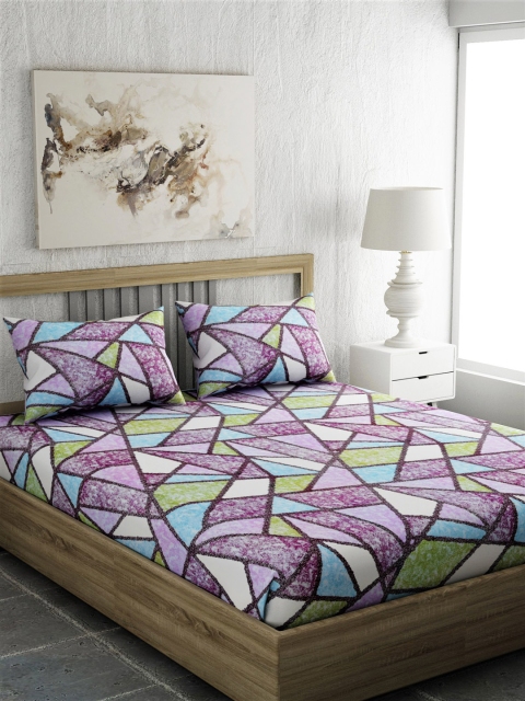 

EverHOME Pink & Green Geometric 210 TC Cotton 1 Queen Bedsheet with 2 Pillow Covers