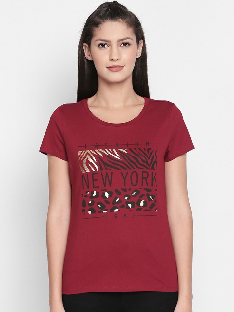 

Honey by Pantaloons Women Red Printed Round Neck T-shirt