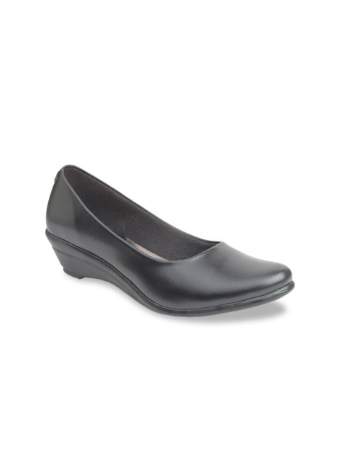 

VALIOSAA Women Black Solid Pumps