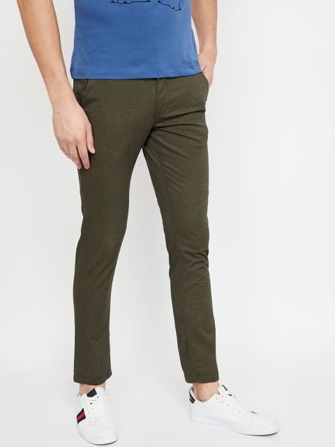 

UCLA Men Olive Green Tapered Fit Solid Regular Trousers
