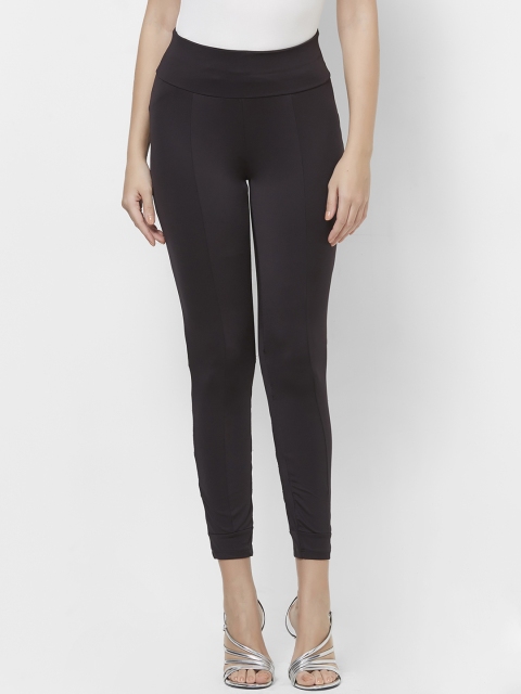 

bebe Women Black Solid Slim Fit Jeggings