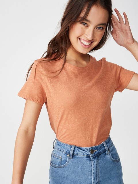 

COTTON ON Women Peach-Coloured Solid Round Neck T-shirt