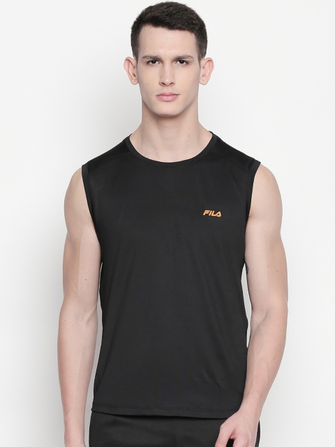 

FILA Men Black Solid Round Neck T-shirt