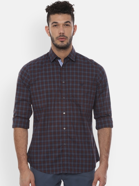 

Van Heusen Sport Men Brown & Navy Blue Slim Fit Checked Casual Shirt