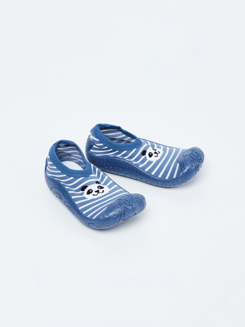 

Fame Forever by Lifestyle Boys Navy Blue Striped Slip-On Sneakers