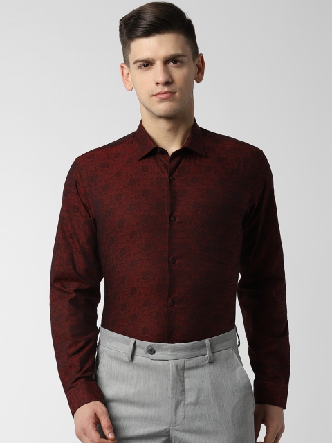 

Peter England Men Maroon Regular Fit Self Design Formal Shirt