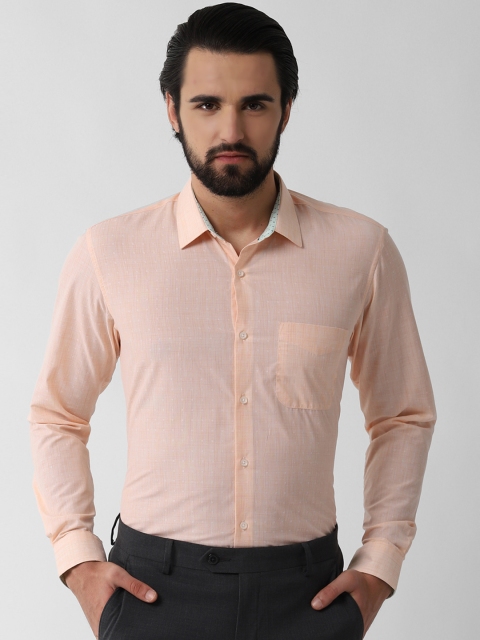 

Peter England Men Peach-Coloured Regular Fit Self Design Formal Shirt