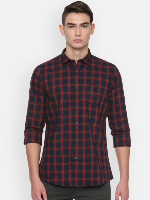 

Solly Jeans Co. Men Navy Blue & Red Regular Fit Checked Casual Shirt