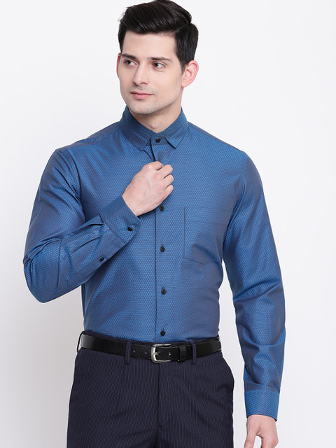 

AC&F Men Blue Slim Fit Printed Formal Shirt
