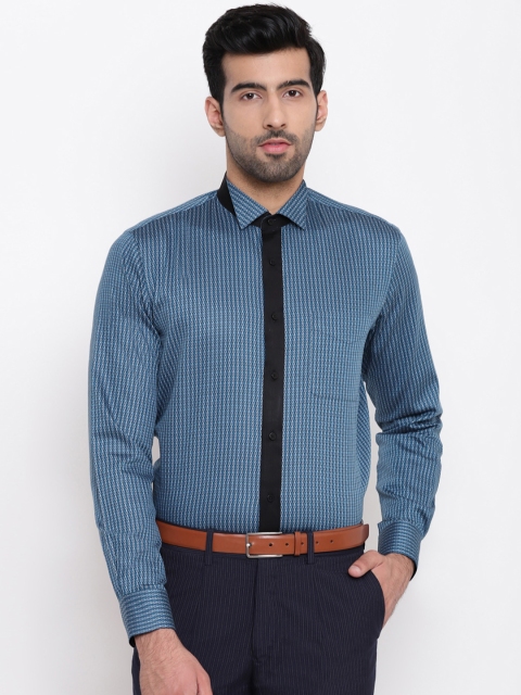 

AC&F Men Blue Slim Fit Self Design Formal Shirt