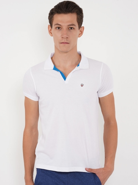 

Sweet Dreams Men White Solid T-shirt