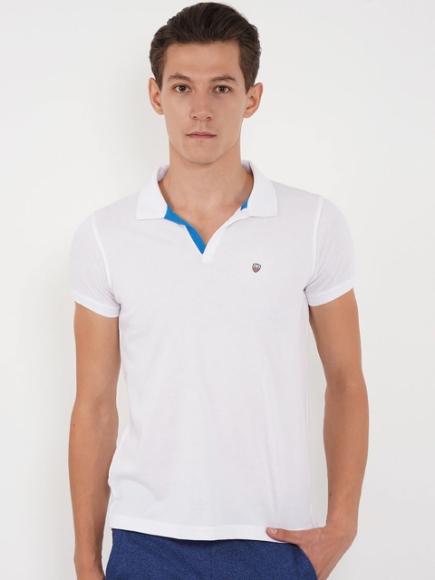 

Sweet Dreams Men White Solid T-shirt