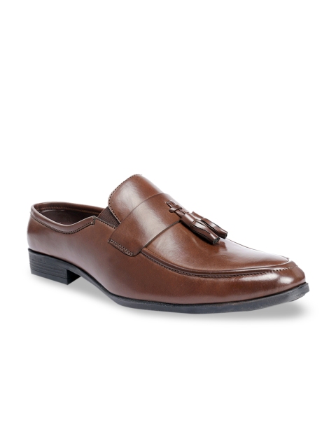 

Bacca Bucci Men Brown Solid Slip-On Shoes