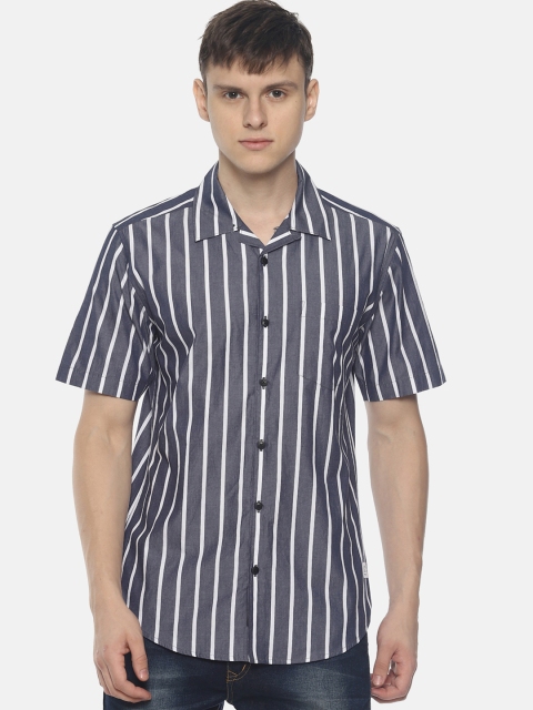 

Bene Kleed Men Navy Blue & White Slim Fit Striped Casual Shirt
