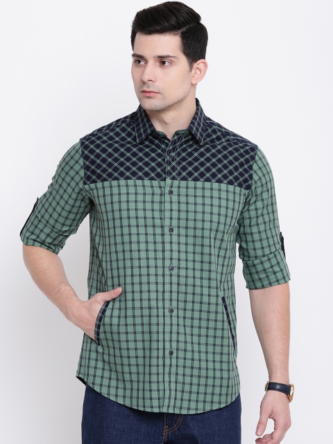 

AC&F Men Green Regular Fit Checked Casual Shirt