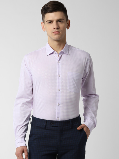 

Peter England Men Purple Regular Fit Checked Formal Shirt