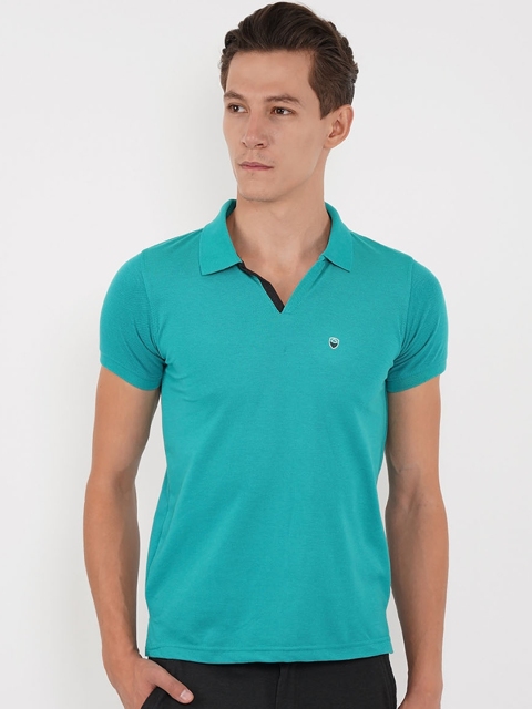

Sweet Dreams Men Blue Solid T-shirt
