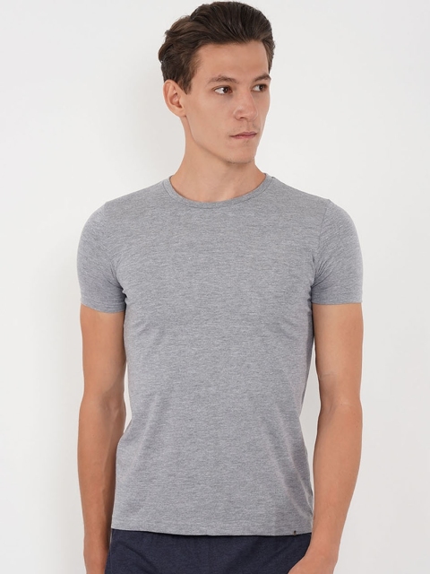 

Sweet Dreams Men Grey Melange Solid Lounge Tshirt 8907668790798