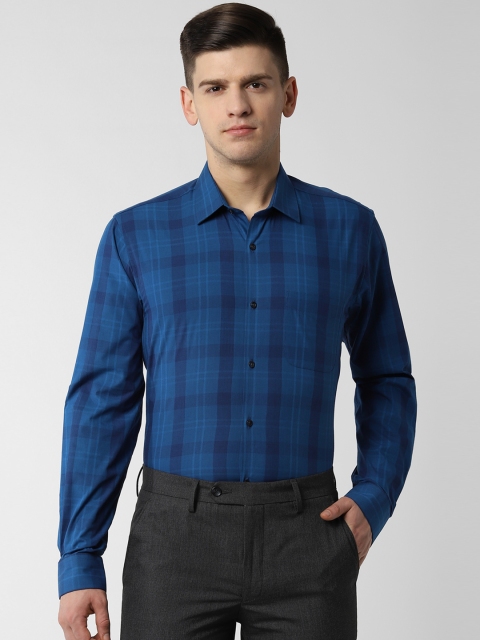 

Peter England Men Blue Regular Fit Checked Formal Shirt