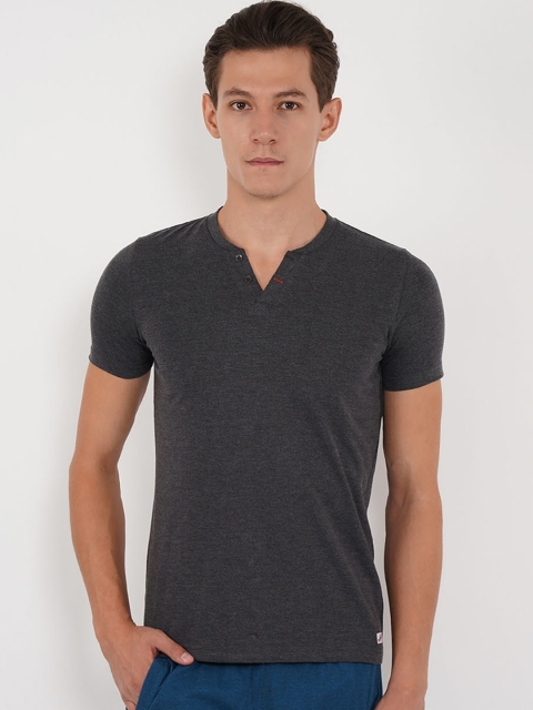 

Sweet Dreams Men Charcoal Solid Henley Neck Lounge Tshirt