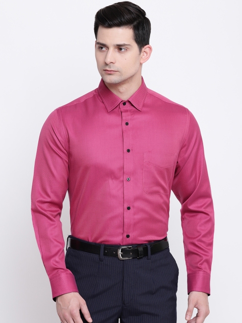 

AC&F Men Pink Regular Fit Printed Formal Shirt