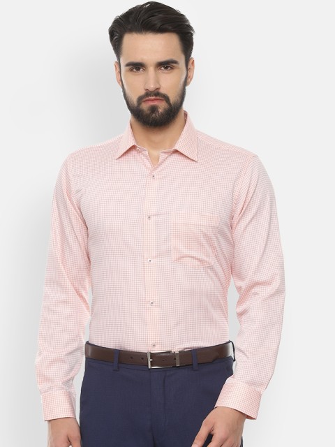 

Van Heusen Men Peach-Coloured Boxy Checked Formal Shirt