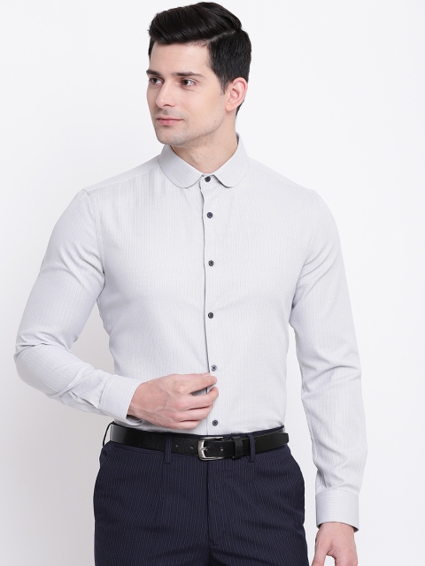 

AC&F Men Grey Slim Fit Striped Formal Shirt