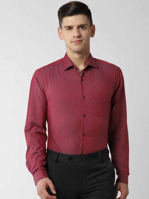 

Peter England Men Maroon Regular Fit Self Design Formal Shirt