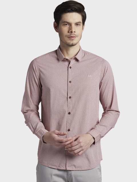 

ColorPlus Men Red & Off-White Regular Fit Printed Casual Shirt
