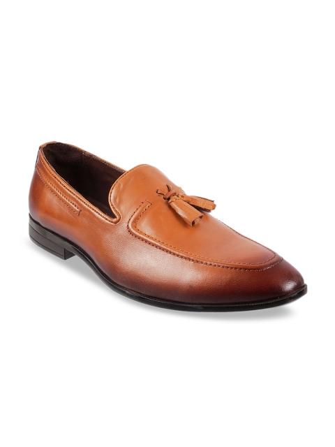 

Metro Men Tan Brown Solid Leather Tassel Loafers