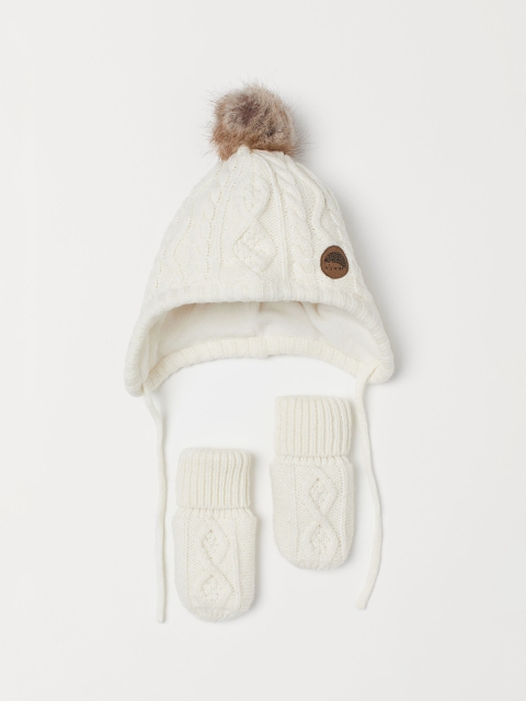 

H&M Girls White Hat and mittens