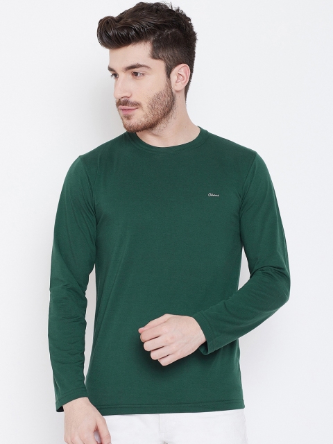 

Okane Men Green Solid Round Neck T-shirt