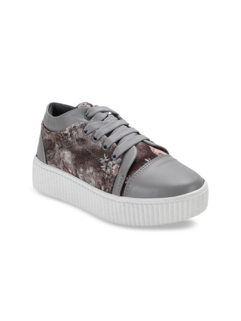 

ZAPATOZ Women Grey Sneakers