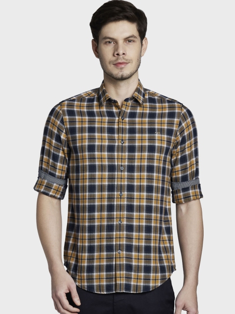 

ColorPlus Men Tan & Navy Blue Slim Fit Checked Casual Shirt