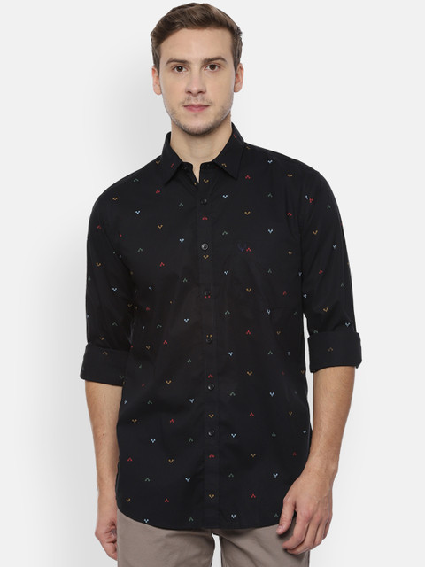 

Allen Solly Men Black Slim Fit Printed Casual Shirt