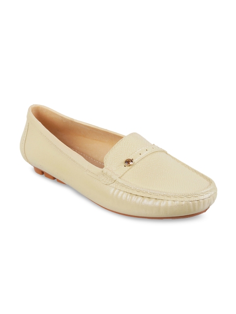 

WALKWAY Women Beige Textured Ballerinas