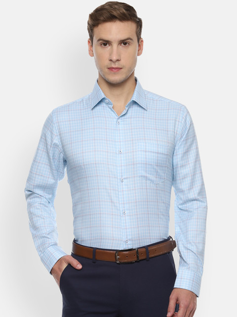 

Van Heusen Men Blue Boxy Checked Formal Shirt